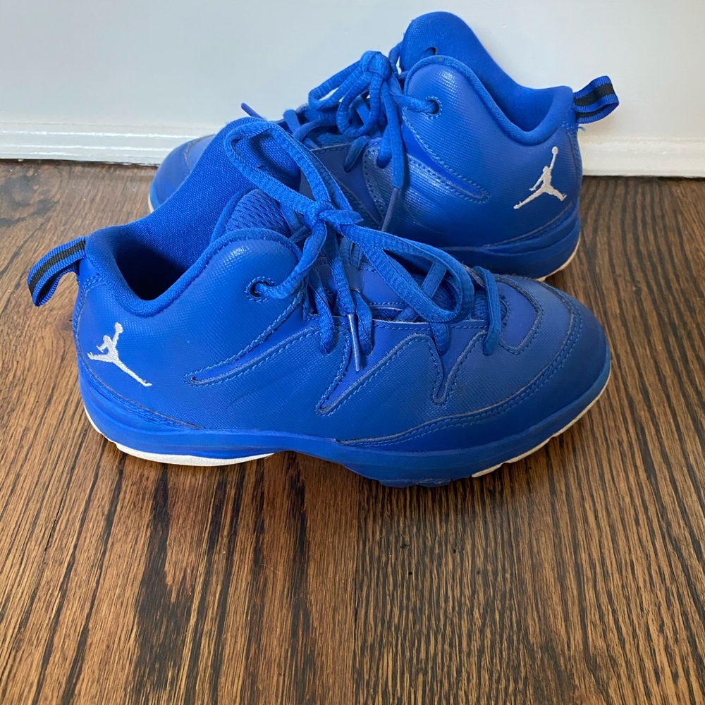 Nike Air Jordan classic size 13 kids